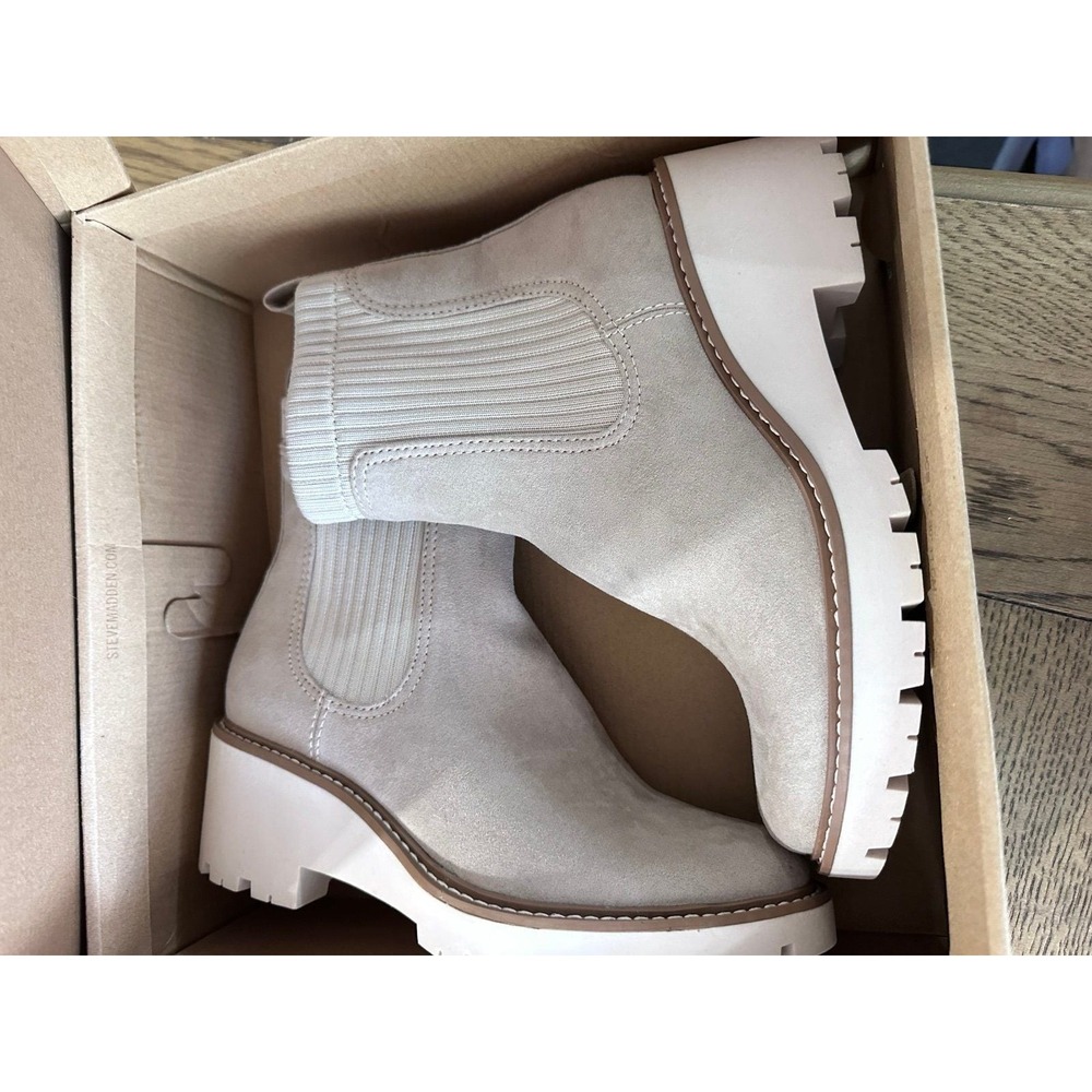 New | Steve Madden Holley Sand Suede Chunky Block Heel Rounded Toe | Size 6.5